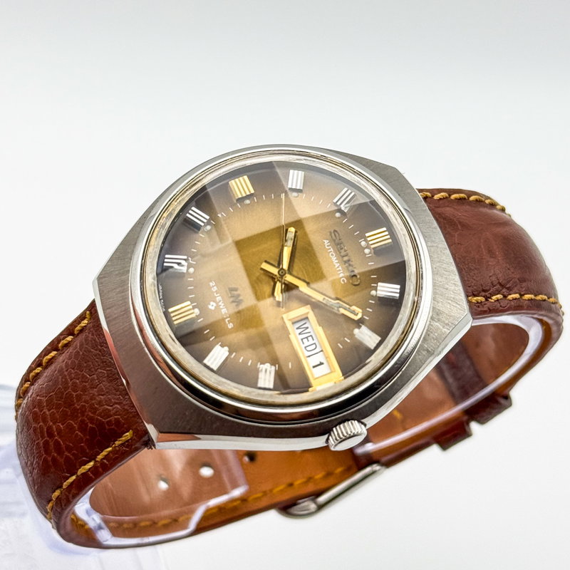 Seiko Seiko - Lord Matic "Gradient Golden Sunburst" 輝面 (Kimetsu) – Radiant Surface - No reserve price - 5606-7300 - Men - 1973 vintage watch - image 11