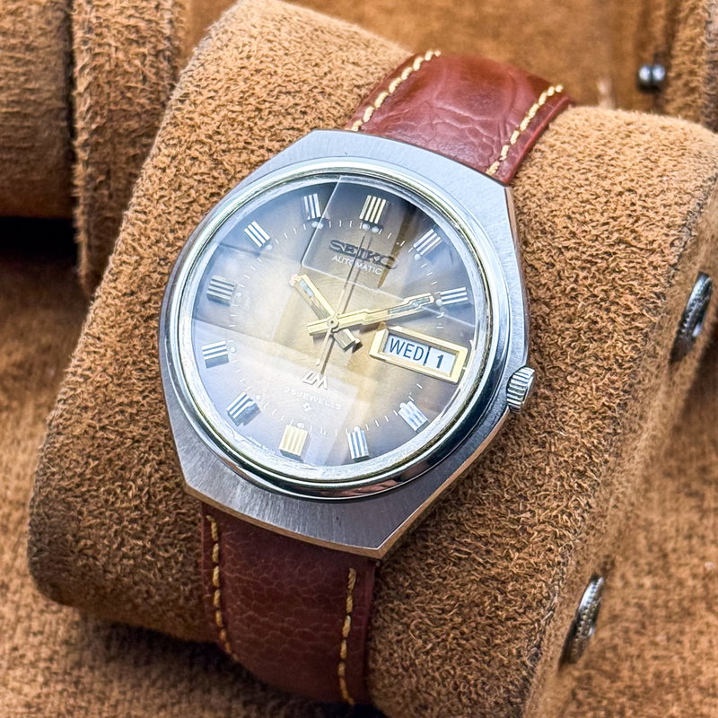 Seiko Seiko - Lord Matic "Gradient Golden Sunburst" 輝面 (Kimetsu) – Radiant Surface - No reserve price - 5606-7300 - Men - 1973 vintage watch - image 18