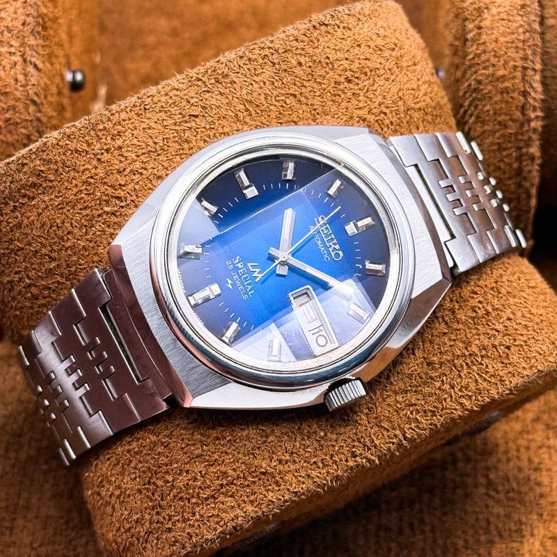 Seiko Seiko - Lord Matic Special "Gradient Blue Sunburst" [Near-Mint] [Serviced] - 5216-6020 - Men - 1973 vintage watch - image 4
