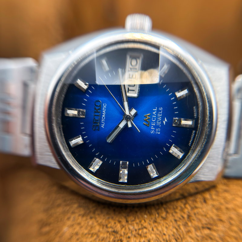 Seiko Seiko - Lord Matic Special "Gradient Blue Sunburst" [Near-Mint] [Serviced] - 5216-6020 - Men - 1973 vintage watch - image 7