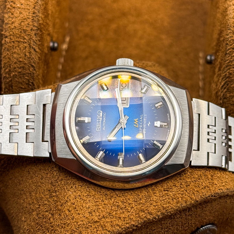 Seiko Seiko - Lord Matic Special "Gradient Blue Sunburst" [Near-Mint] [Serviced] - 5216-6020 - Men - 1973 vintage watch - image 10