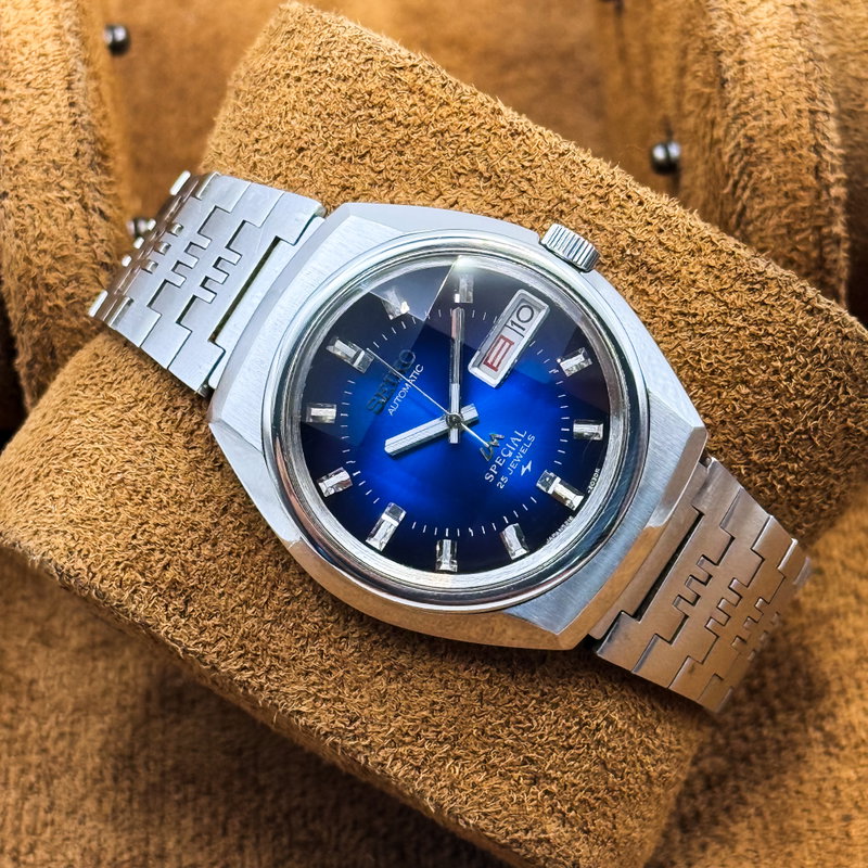 Seiko Seiko - Lord Matic Special "Gradient Blue Sunburst" [Near-Mint] [Serviced] - 5216-6020 - Men - 1973 vintage watch - image 19