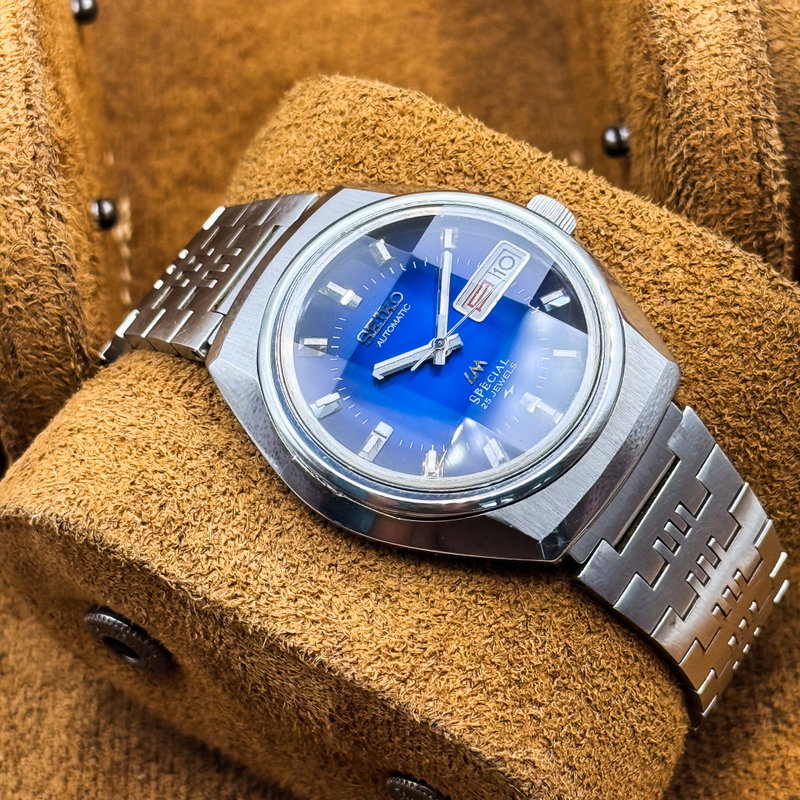 Seiko Seiko - Lord Matic Special "Gradient Blue Sunburst" [Near-Mint] [Serviced] - 5216-6020 - Men - 1973 vintage watch - image 20