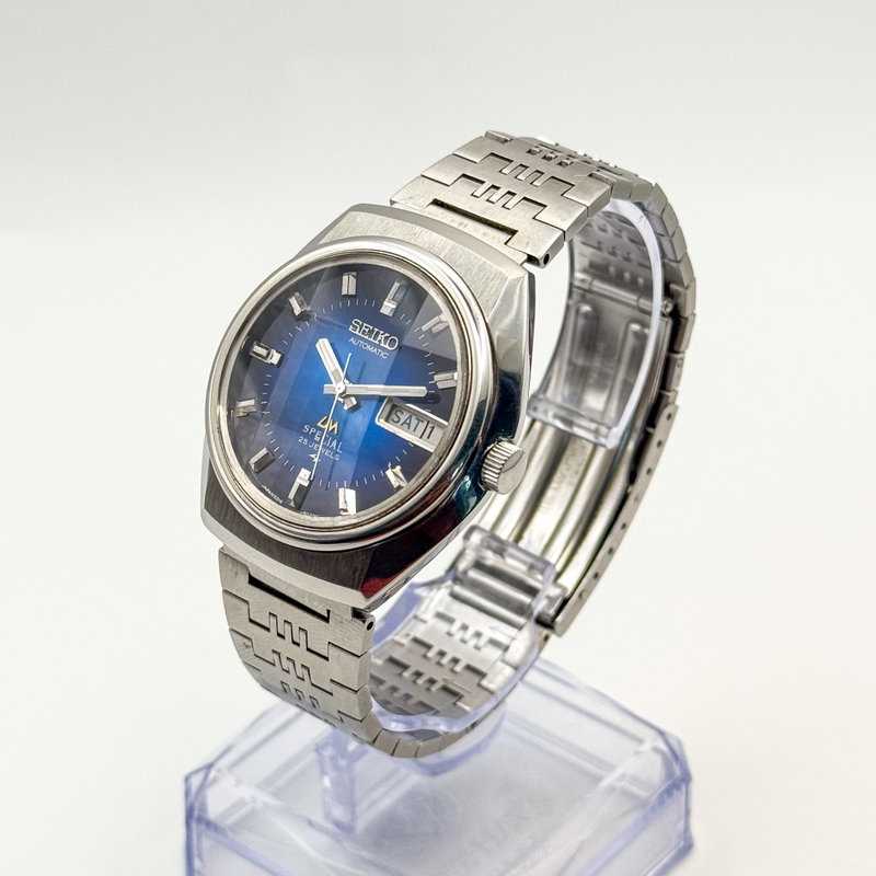 Seiko Seiko - Lord Matic Special "Gradient Blue Sunburst" [Near-Mint] [Serviced] - 5216-6020 - Men - 1973 vintage watch - image 30