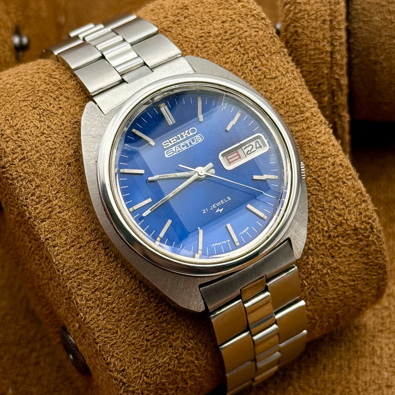 Seiko Seiko - Actus "Vibrant Blue Sunburst" - Ingen mindstepris - 7019-7210 - Men - 1973 vintage watch - image 7