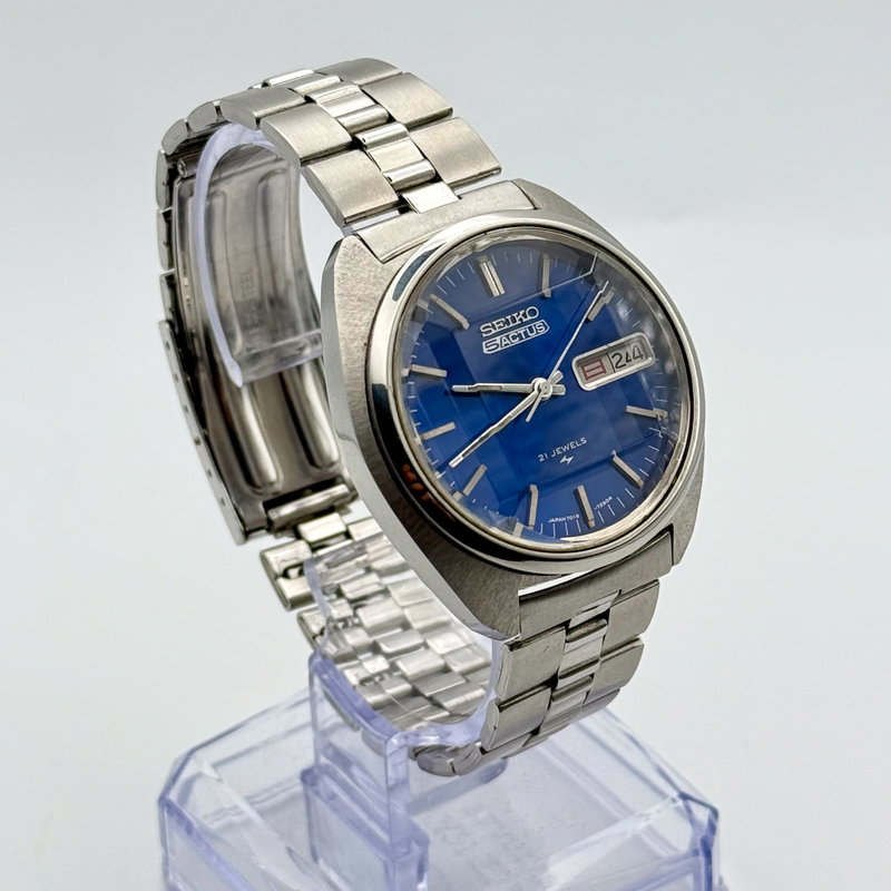 Seiko Seiko - Actus "Vibrant Blue Sunburst" - Ingen mindstepris - 7019-7210 - Men - 1973 vintage watch - image 2