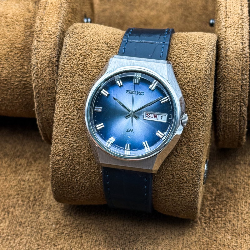 Seiko Seiko - Lord Matic "Gradient Blue Sunburst" [Serviced] 彩夢 (Saimu) – Colorful Dream - No Reserve Price - 5606-8060 - Men - 1974 vintage watch - image 9