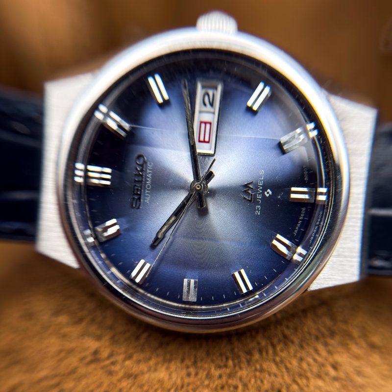 Seiko Seiko - Lord Matic "Gradient Blue Sunburst" [Serviced] 彩夢 (Saimu) – Colorful Dream - No Reserve Price - 5606-8060 - Men - 1974 vintage watch - image 20