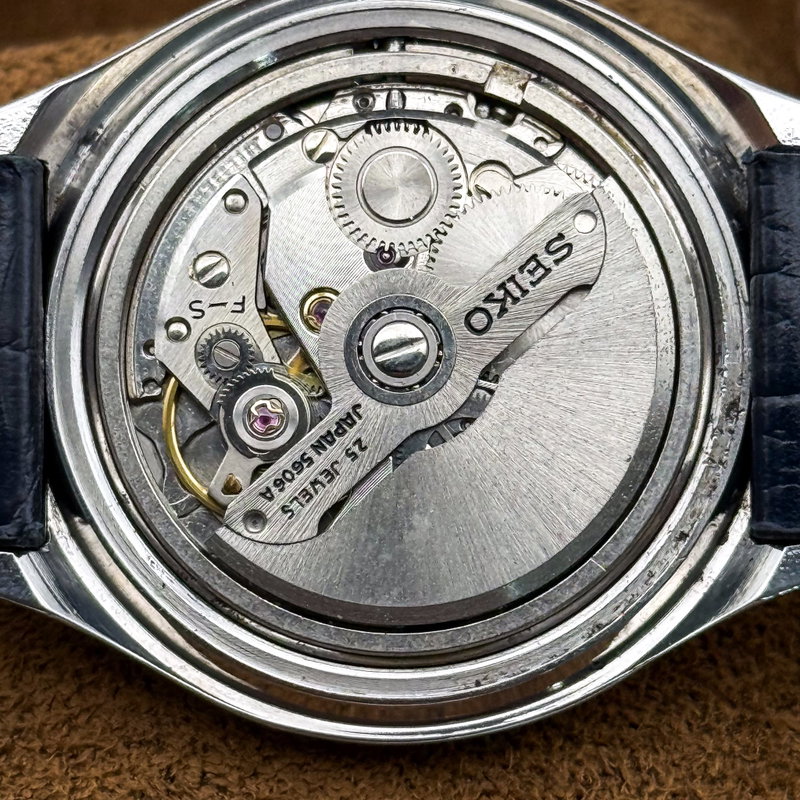 Seiko Seiko - Lord Matic "Gradient Blue Sunburst" [Serviced] 彩夢 (Saimu) – Colorful Dream - No Reserve Price - 5606-8060 - Men - 1974 vintage watch - image 25