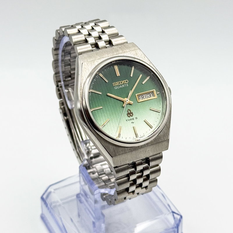 Seiko Seiko - Quartz Type II "Gradient Green Sunburst" 霞光 (Kakō) – Hazy Light - No reserve price - 4336-8030 - Men - 1977 vintage watch - image 1