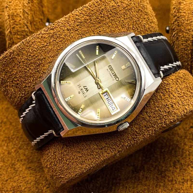 Seiko Seiko - LM (Lord Matic) "Gradient Golden Sunburst" [Near-Mint] - No Reserve Price - 5606-7310 - Men - 1973 vintage watch - image 4