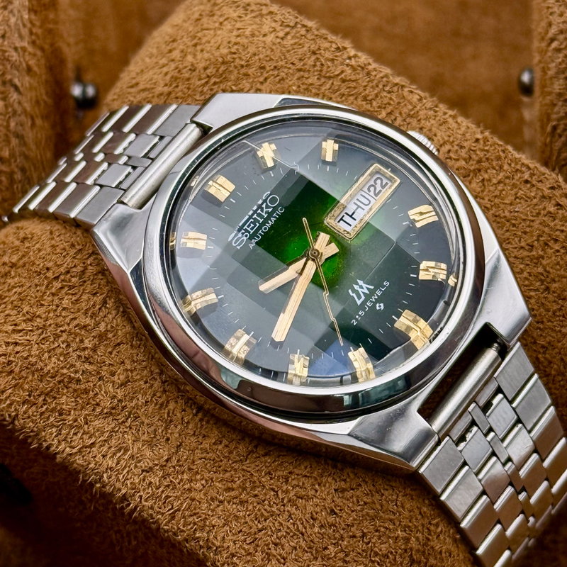 Seiko Seiko - LM "Vibrant Emerald" 線輝 (Senki) – Radiant Lines - No reserve price - 5606-7340 - Men - 1974 vintage watch - image 2