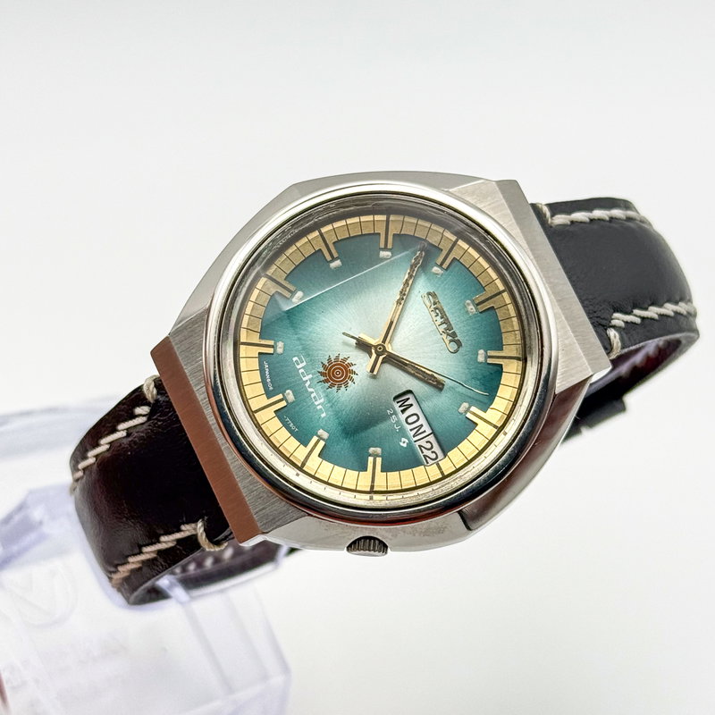 Seiko Seiko - Advan "Gradient Teal Sunburst" 柔金 (Jūkin) – Gentle Gold - No reserve price - 6106-7570 - Men - 1972 vintage watch - image 9