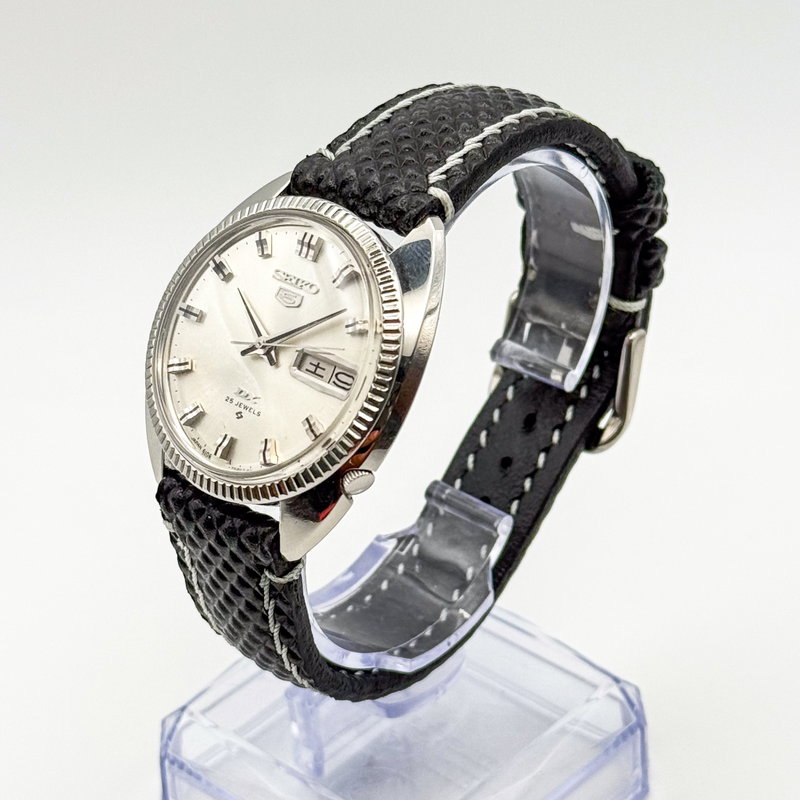 Seiko Seiko - 5 DX 神誉 (Shinyo) – Divine Honor - No reserve price - 6106-7040 - Men - 1967 vintage watch - image 2