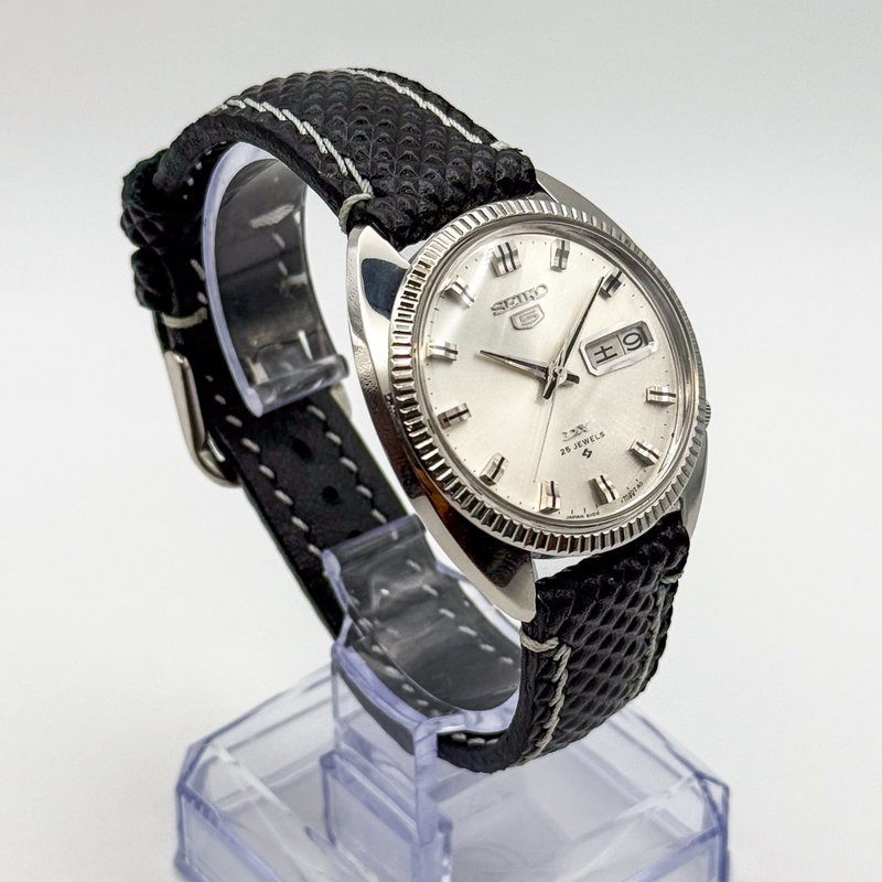 Seiko Seiko - 5 DX 神誉 (Shinyo) – Divine Honor - No reserve price - 6106-7040 - Men - 1967 vintage watch - image 4