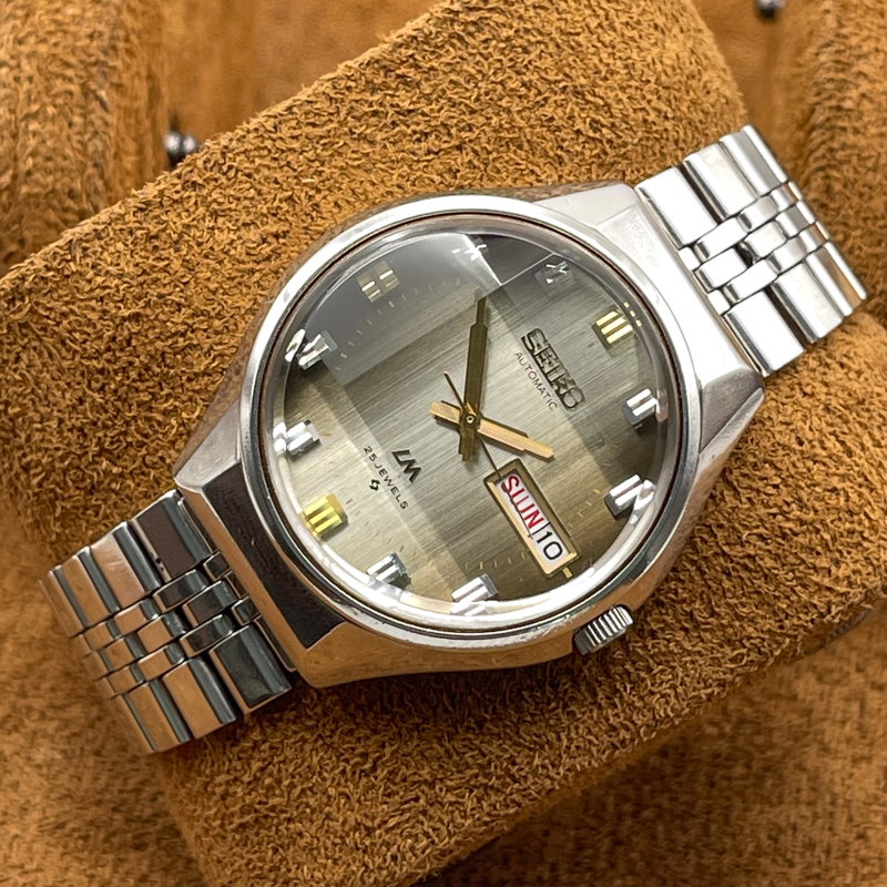 Seiko Seiko - LM  “Gradient Grey Sunburst” [Near-Mint] - 5606-7290 - Men - 1973 vintage watch - image 12