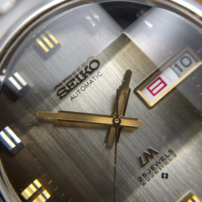Seiko Seiko - LM  “Gradient Grey Sunburst” [Near-Mint] - 5606-7290 - Men - 1973 vintage watch - image 21
