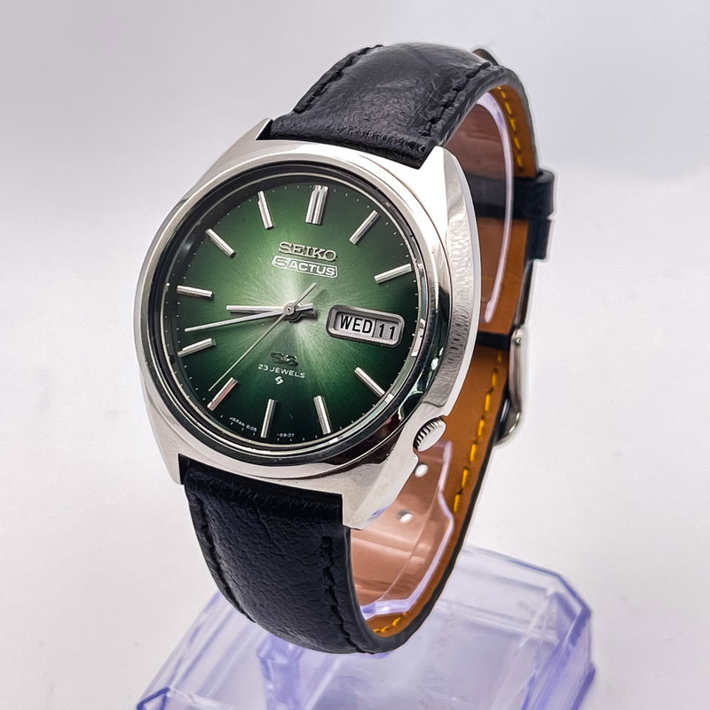 Seiko Seiko - 5 Actus "Gradient Green Sunburst" [Near-Mint] - No Reserve Price - 6106-8670 - Men - 1974 vintage watch - image 1