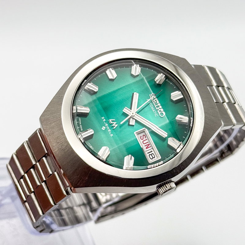 Seiko Seiko - LM “Gradient Green Sunburst” [Near-Mint] 礼耀 – Reiyō – Dignified Brilliance - No reserve price - 5606-7360 - Men - 1975 vintage watch - image 6