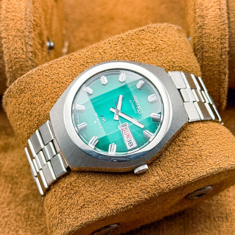 Seiko Seiko - LM “Gradient Green Sunburst” [Near-Mint] 礼耀 – Reiyō – Dignified Brilliance - No reserve price - 5606-7360 - Men - 1975 vintage watch - image 2