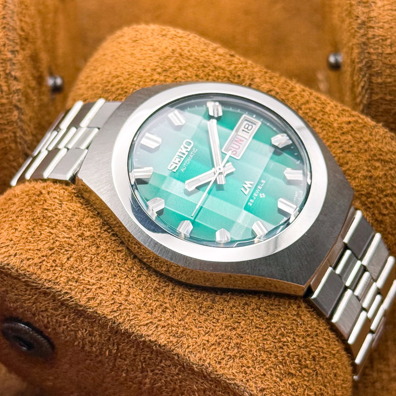 Seiko Seiko - LM “Gradient Green Sunburst” [Near-Mint] 礼耀 – Reiyō – Dignified Brilliance - No reserve price - 5606-7360 - Men - 1975 vintage watch - image 15