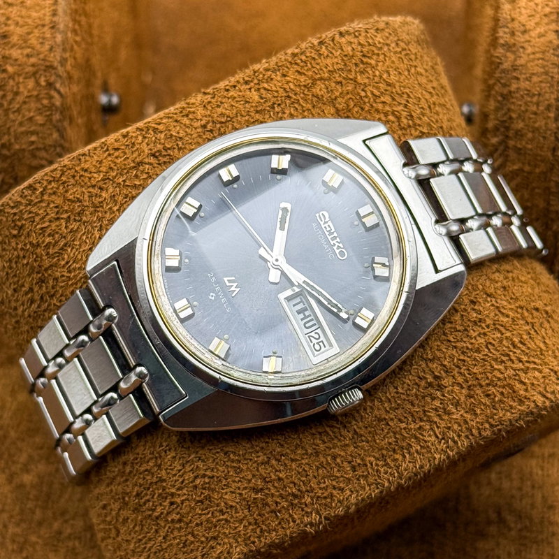 Seiko Seiko - Lord Matic "Gradient Blue Sunburst" 晶明 (Shōmei) – Crystal Clarity - No reserve price - 5606-7230 - Men - 1972 vintage watch - image 17