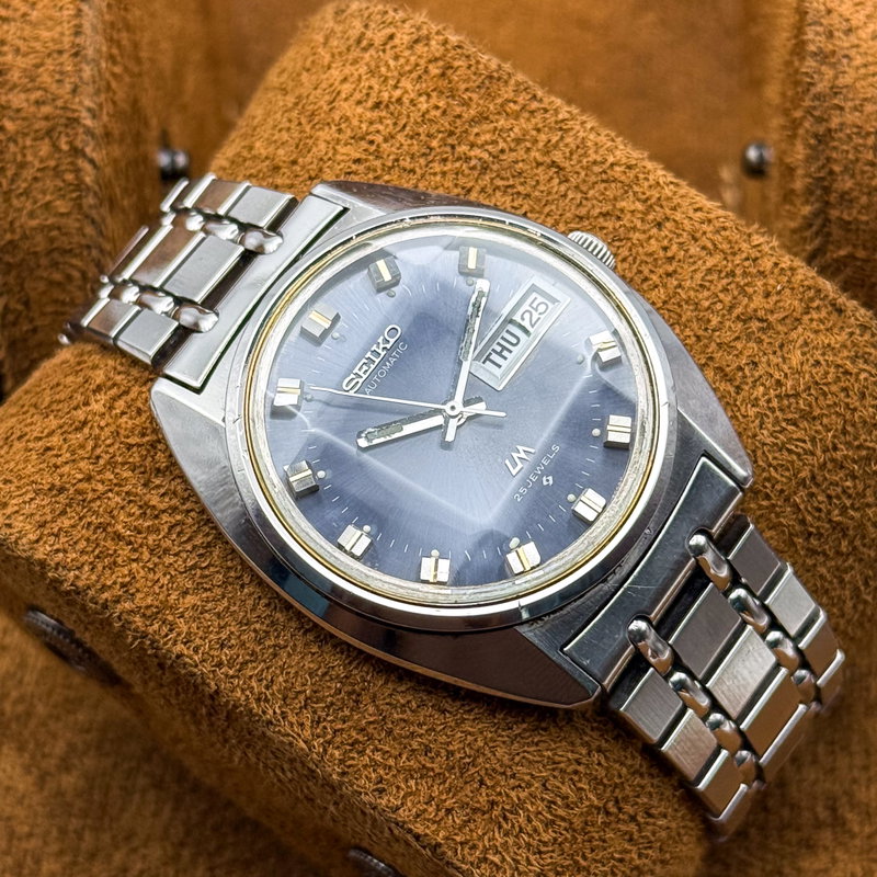 Seiko Seiko - Lord Matic "Gradient Blue Sunburst" 晶明 (Shōmei) – Crystal Clarity - No reserve price - 5606-7230 - Men - 1972 vintage watch - image 1