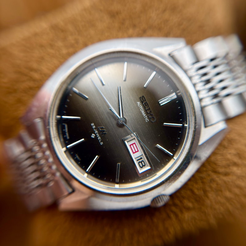 Seiko Seiko - LM "Gradient Grey Sunburst" 久遠 (Kuon) – Eternity - No Reserve Price - 5606-7190 - Men - 1972 vintage watch - image 4