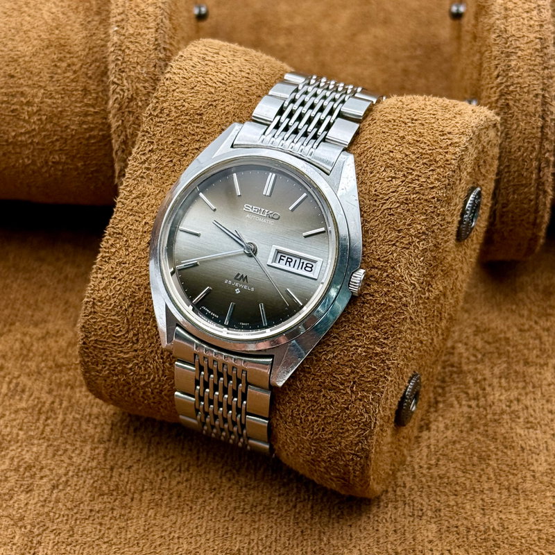 Seiko Seiko - LM "Gradient Grey Sunburst" 久遠 (Kuon) – Eternity - No Reserve Price - 5606-7190 - Men - 1972 vintage watch - image 11