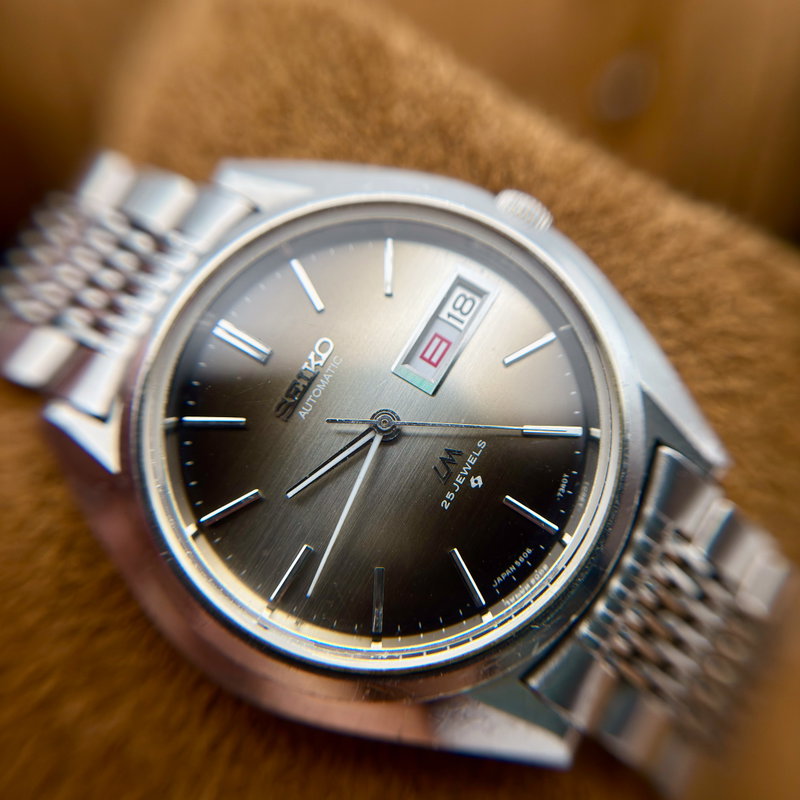 Seiko Seiko - LM "Gradient Grey Sunburst" 久遠 (Kuon) – Eternity - No Reserve Price - 5606-7190 - Men - 1972 vintage watch - image 14
