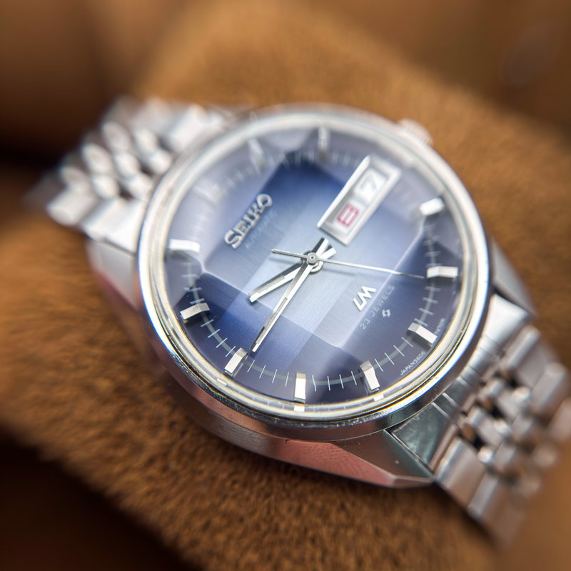 Seiko Seiko - Lord Matic "Gradient Blue Sunburst" [Near-Mint] 青幻 (Seigen) – Blue Illusion - No Reserve Price - 5606-7280 - Men - 1970-1979  vintage watch - image 25