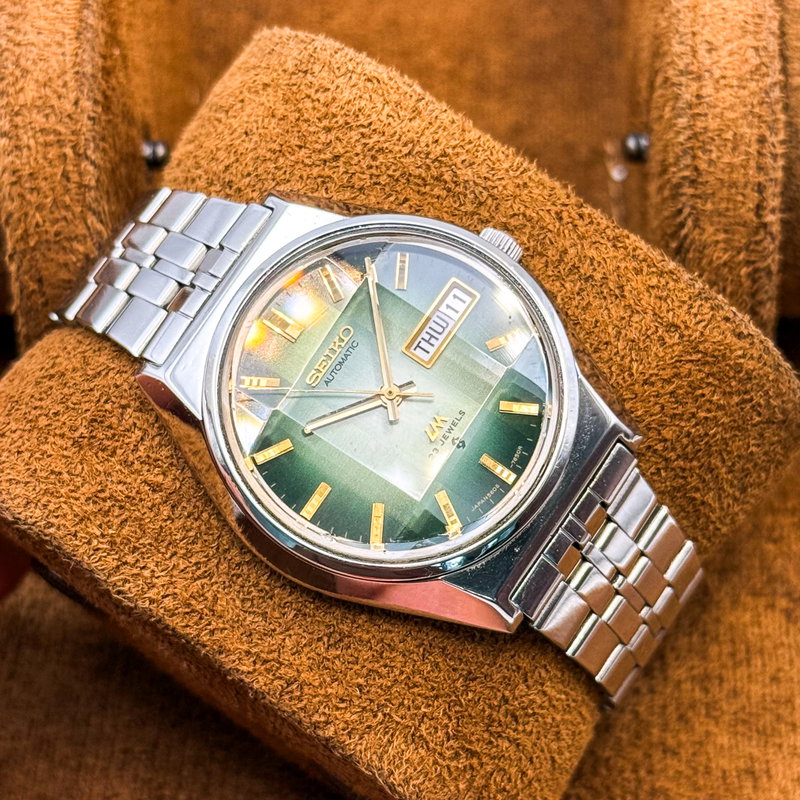 Seiko Seiko - Lord Matic "Gradient Green Sunburst" 光渦 – Kōka – Vortex of Light - No reserve price - 5606-7310 - Men - 1974 vintage watch - image 17