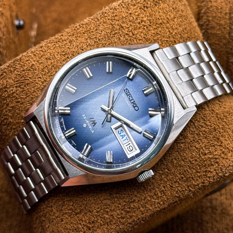 Seiko Seiko - Lord Matic "Gradient Blue Sunburst" 夜晶 (Yashō) – Night Crystal - No reserve price - 5606-7260 - Men - 1972 vintage watch - image 14