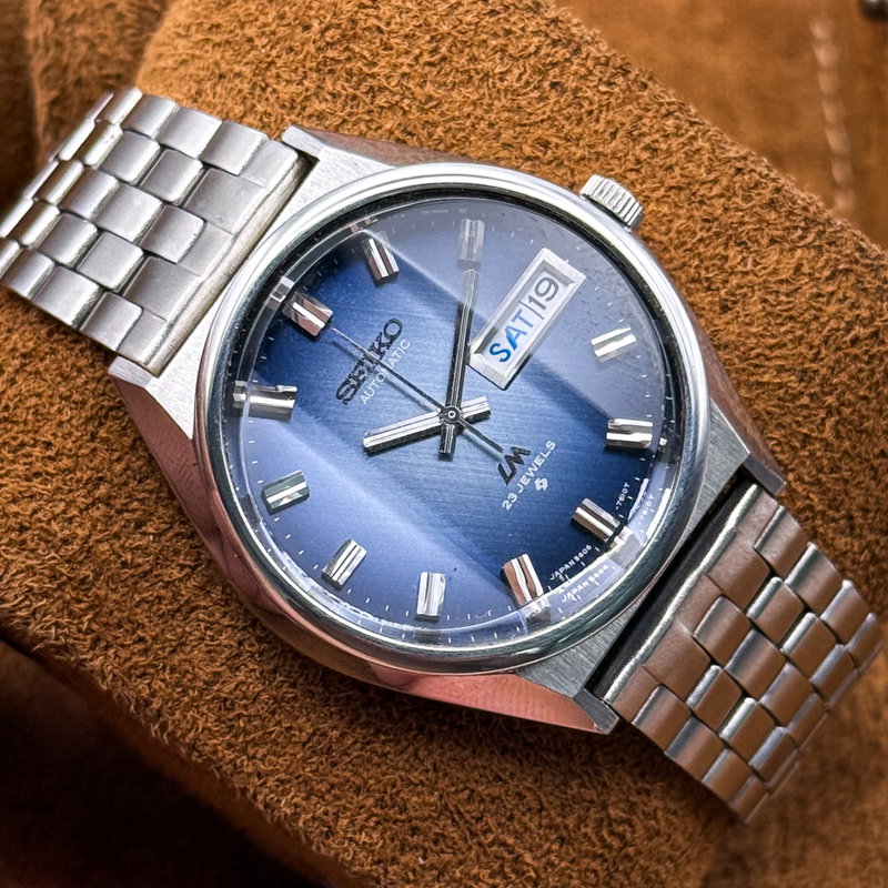 Seiko Seiko - Lord Matic "Gradient Blue Sunburst" 夜晶 (Yashō) – Night Crystal - No reserve price - 5606-7260 - Men - 1972 vintage watch - image 15