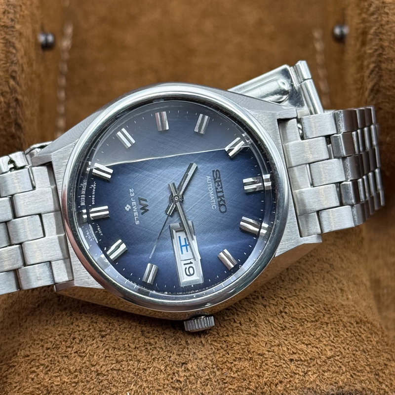 Seiko Seiko - Lord Matic "Gradient Blue Sunburst" 夜晶 (Yashō) – Night Crystal - No reserve price - 5606-7260 - Men - 1972 vintage watch - image 27