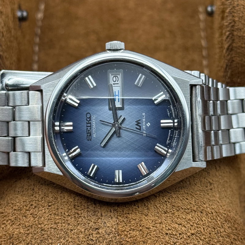 Seiko Seiko - Lord Matic "Gradient Blue Sunburst" 夜晶 (Yashō) – Night Crystal - No reserve price - 5606-7260 - Men - 1972 vintage watch - image 29