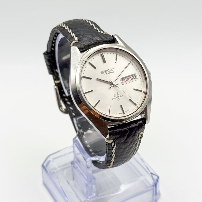 Seiko Seiko - Lord Matic [Historic Engraving] 純光 (Junkō) – Pure Light - No reserve price - 5606-8031 - Men - 1975 vintage watch - image 4
