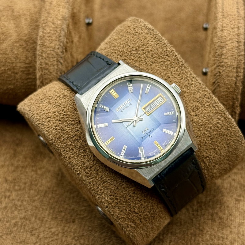 Seiko Seiko - LM "Gradient Blue Sunburst" [Near-Mint] 螺光 – Rako – Spiral Light - No Reserve Price - 5606-7310 - Men - 1973 vintage watch - image 15
