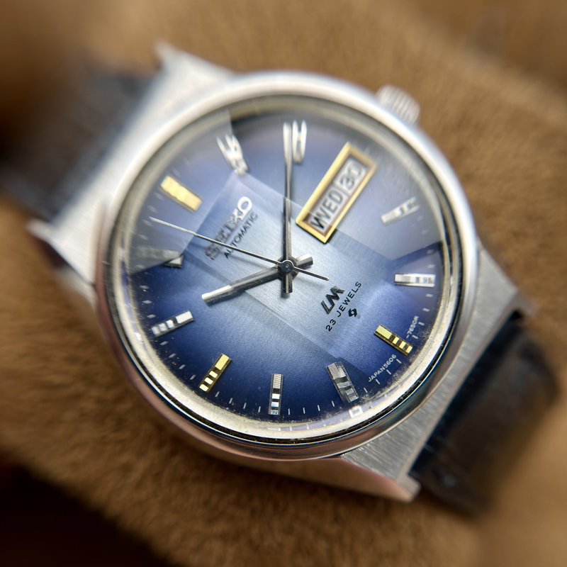 Seiko Seiko - LM "Gradient Blue Sunburst" [Near-Mint] 螺光 – Rako – Spiral Light - No Reserve Price - 5606-7310 - Men - 1973 vintage watch - image 22