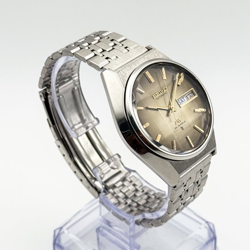Seiko Seiko - LM "Gradient Golden Sunburst" [Near-Mint] 反光 (Hankō) – Reflected Light - 5606-7192 - Men - 1973 vintage watch - image 10