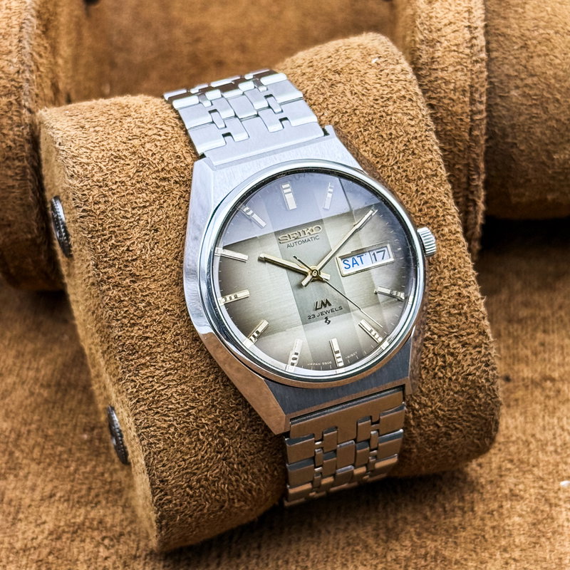 Seiko Seiko - LM "Gradient Golden Sunburst" [Near-Mint] 反光 (Hankō) – Reflected Light - 5606-7192 - Men - 1973 vintage watch - image 19