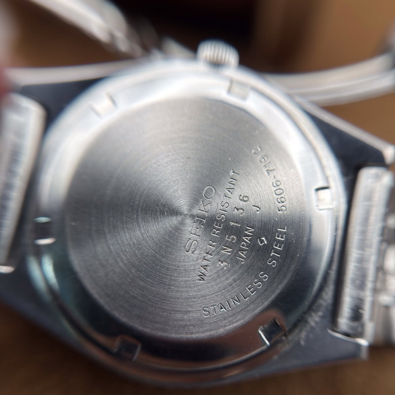 Seiko Seiko - LM "Gradient Golden Sunburst" [Near-Mint] 反光 (Hankō) – Reflected Light - 5606-7192 - Men - 1973 vintage watch - image 33