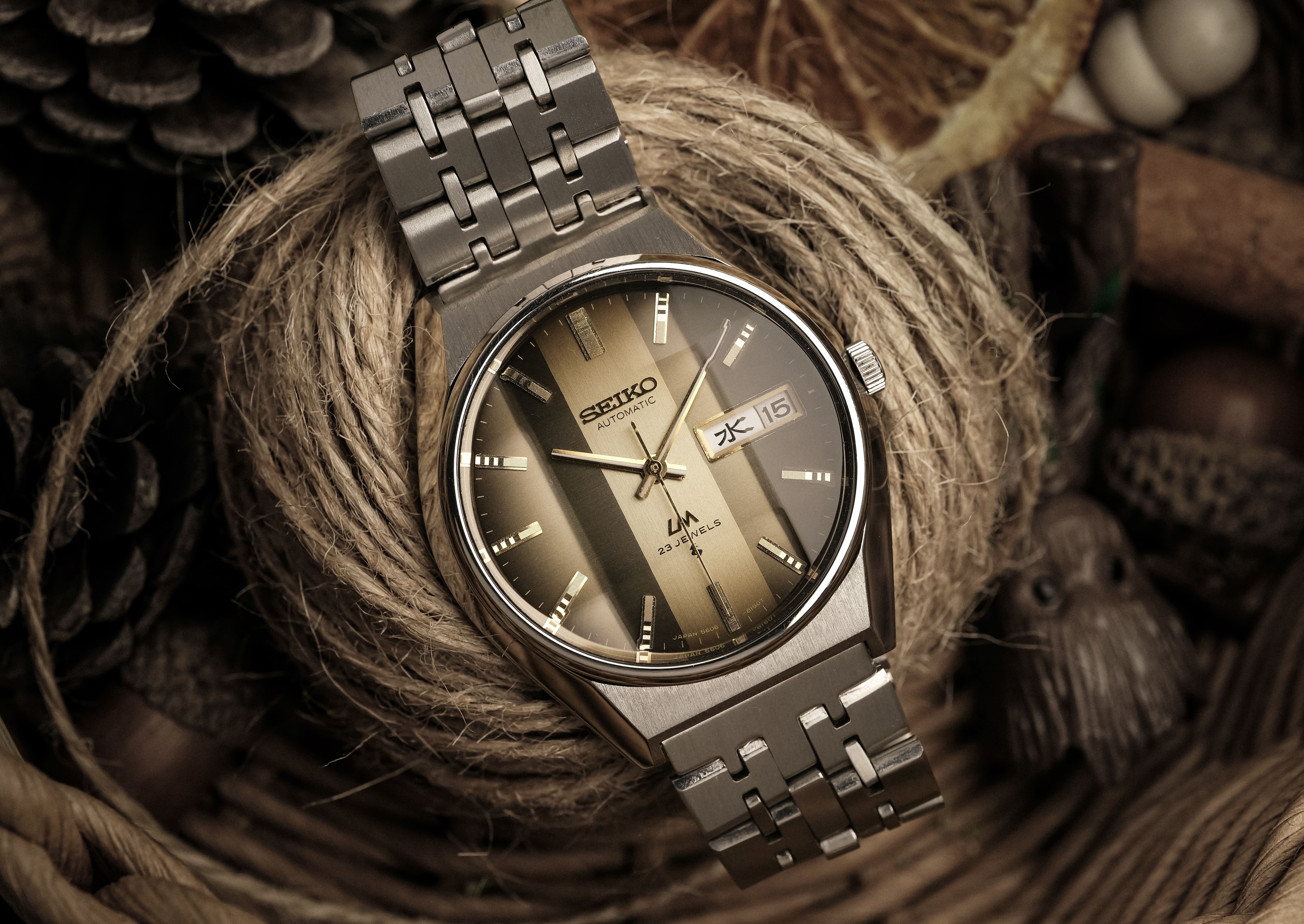 Seiko - LM "Gradient Golden Sunburst" [Near-Mint] 反光 (Hankō) – Reflected Light - 5606-7192 - Men - 1973