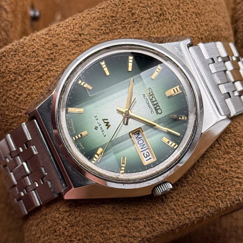 Seiko Seiko - LM "Gradient Green Sunburst" 理光 (Rikō) – Logical Light - No reserve price - 5606-7310 - Men - 1975 vintage watch - image 9