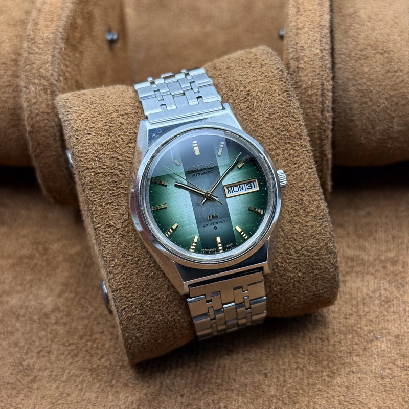 Seiko Seiko - LM "Gradient Green Sunburst" 理光 (Rikō) – Logical Light - No reserve price - 5606-7310 - Men - 1975 vintage watch - image 10