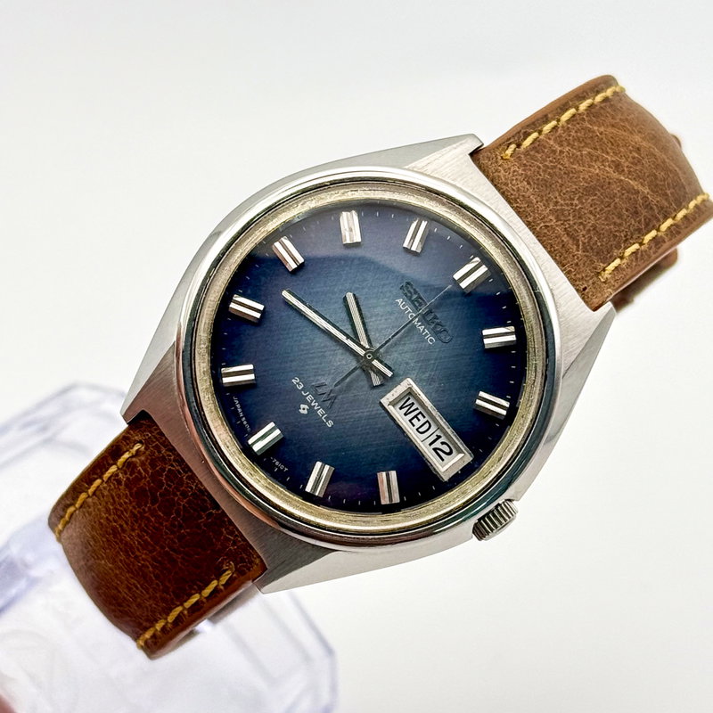 Seiko Seiko - LM “Brushed Blue Sunburst” 青嵐 (Ao Arashi) – Blue Storm - No Reserve Price - 5606-7071 - Men - 1972 vintage watch - image 9