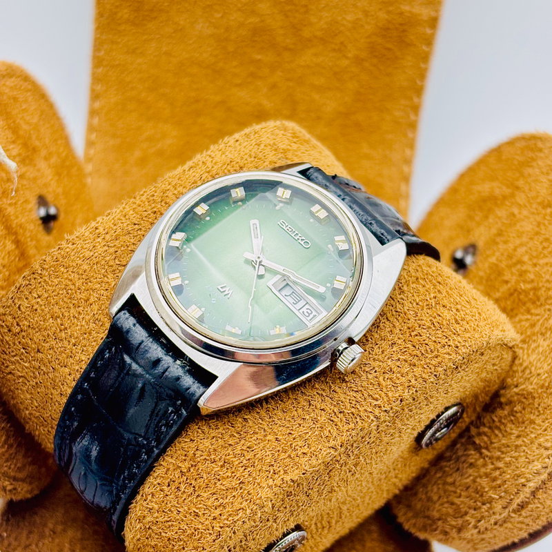 Seiko Seiko - Lord Matic "Gradient Green Sunburst" 輝流 (Kiryu) – Flowing Radiance - No Reserve Price - 5606-7231 - Men - 1973 vintage watch - image 2