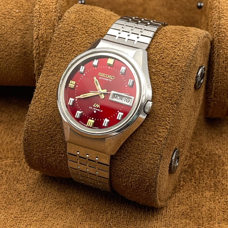Seiko Seiko - Lord Matic "Gradient Ruby Sunburst" 焔暈 (Hon’un) – Flame Aura - No Reserve Price - 5606-7290 - Men - 1973 vintage watch - image 3
