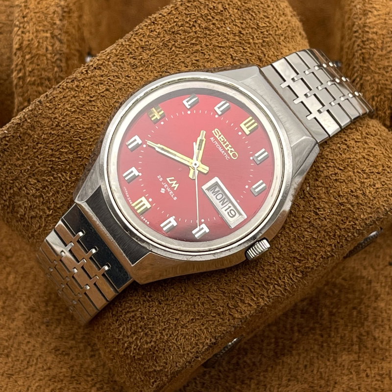 Seiko Seiko - Lord Matic "Gradient Ruby Sunburst" 焔暈 (Hon’un) – Flame Aura - No Reserve Price - 5606-7290 - Men - 1973 vintage watch - image 4
