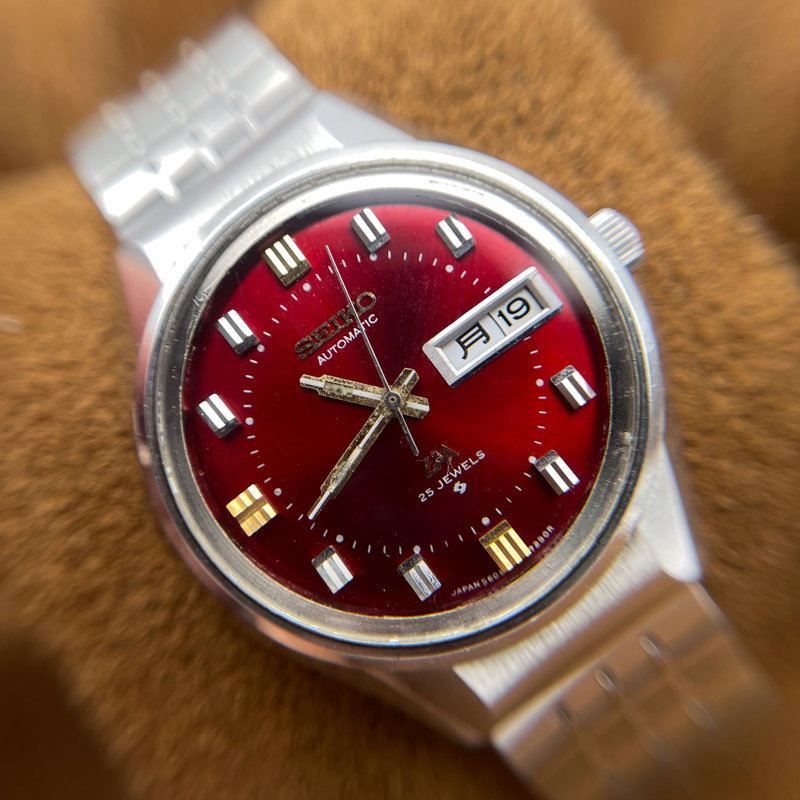 Seiko Seiko - Lord Matic "Gradient Ruby Sunburst" 焔暈 (Hon’un) – Flame Aura - No Reserve Price - 5606-7290 - Men - 1973 vintage watch - image 11